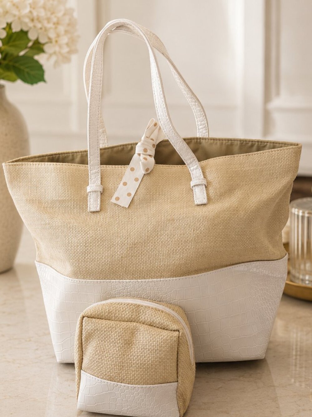 Estee Lauder Gold/Beige & White Tote Bag with Matching Zipper Pouch – Woven & Cr